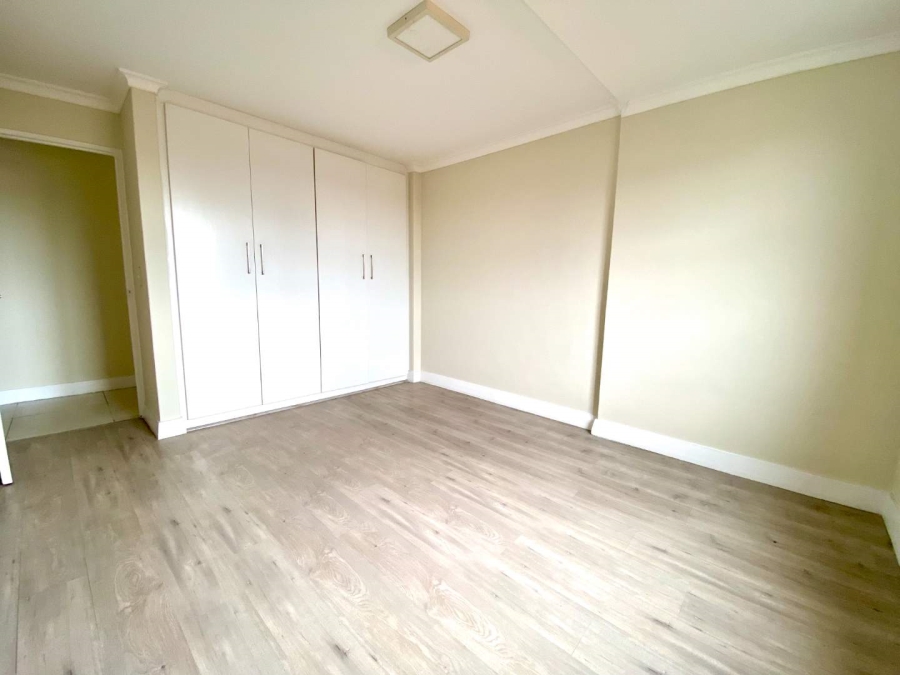 2 Bedroom Property for Sale in Zonnebloem Western Cape